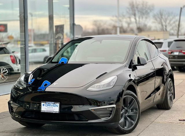 2024 Tesla Model Y Long Range AWD - 22946943 - 31