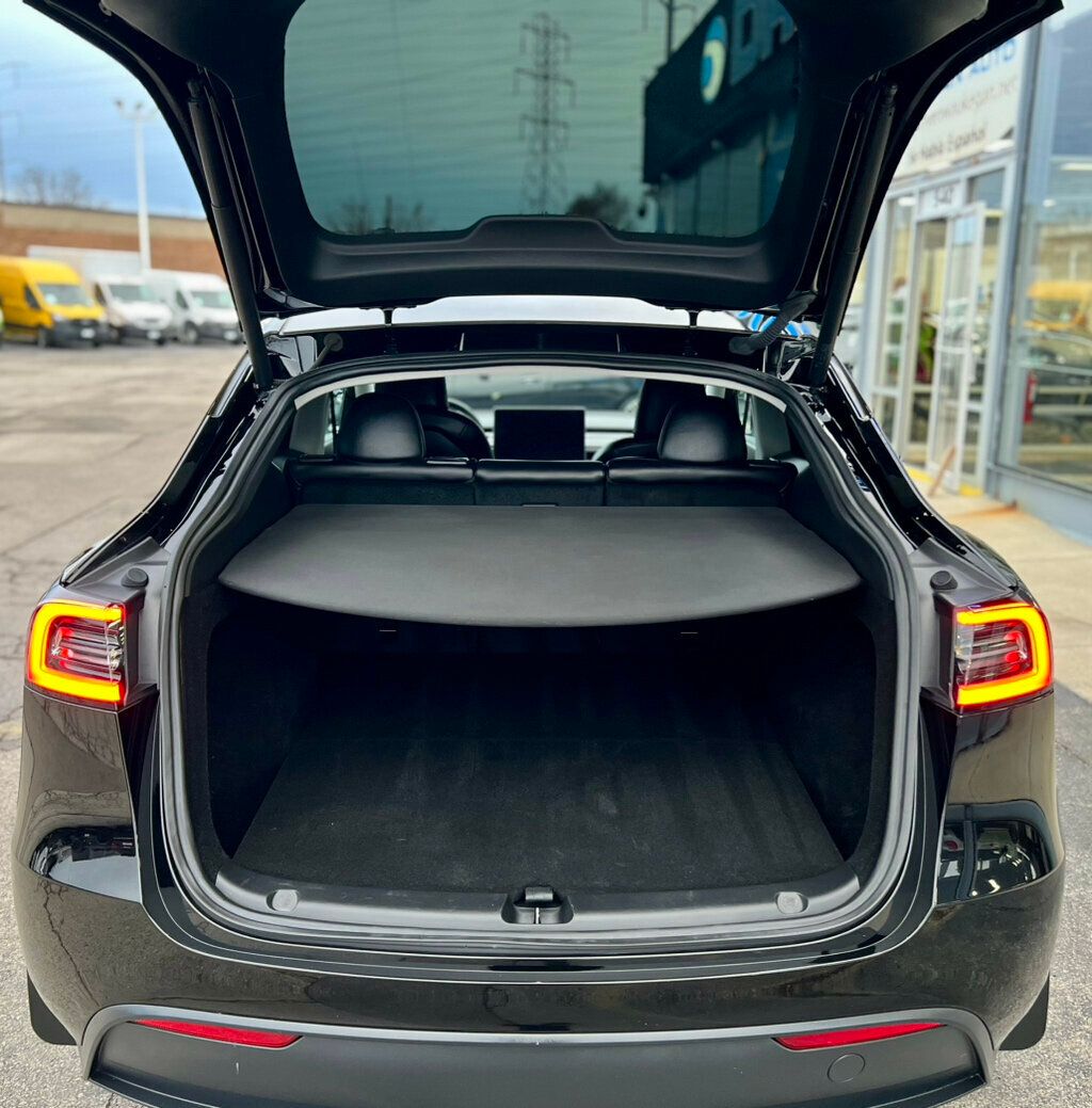 2024 Tesla Model Y Long Range AWD - 22946943 - 7