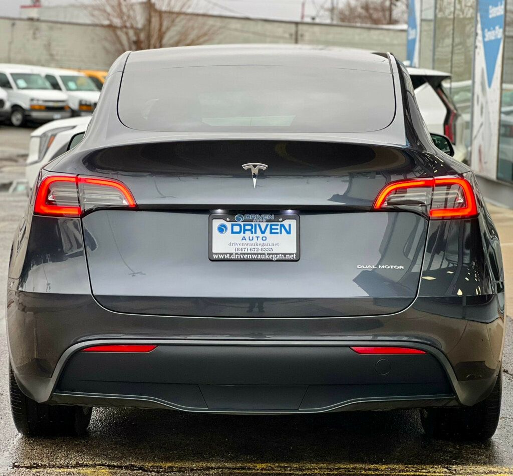 2024 Tesla Model Y Long Range AWD - 22994524 - 33