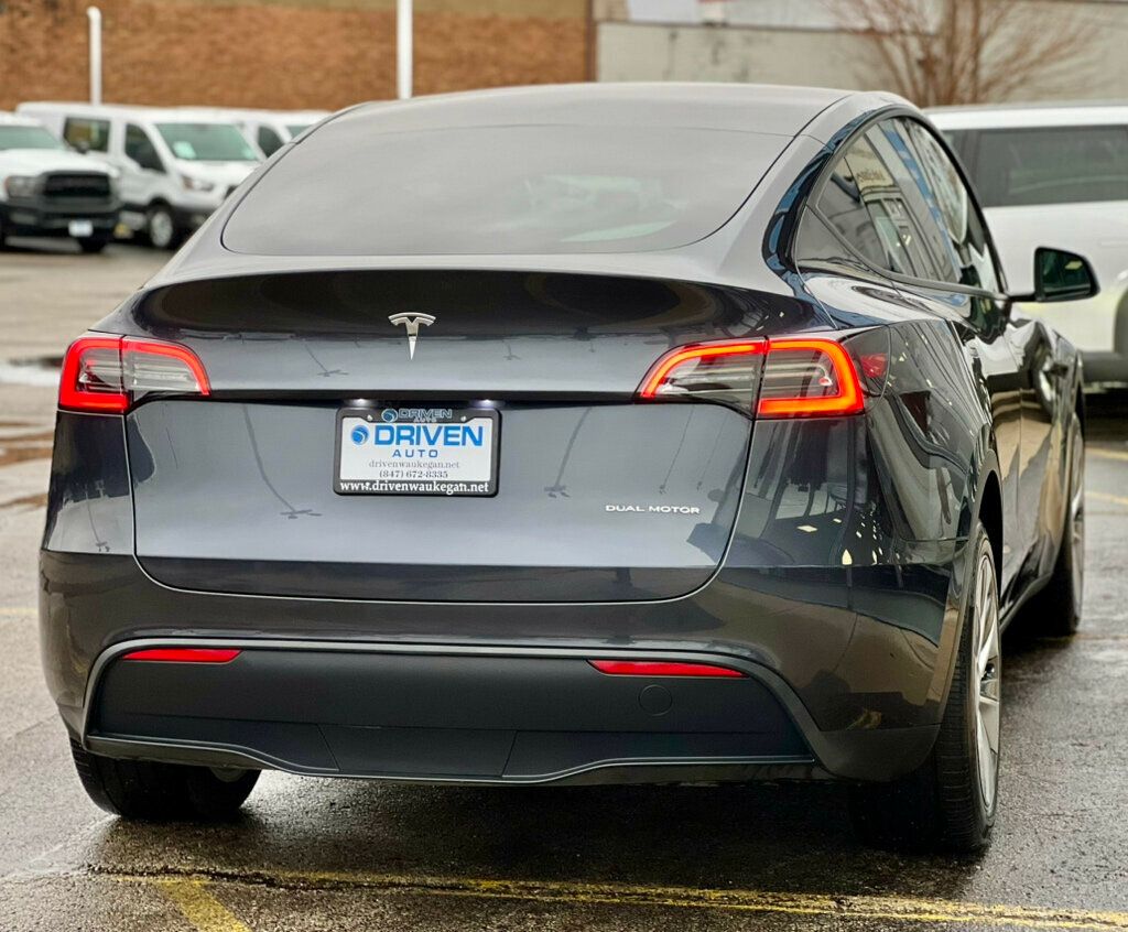 2024 Tesla Model Y Long Range AWD - 22994524 - 34