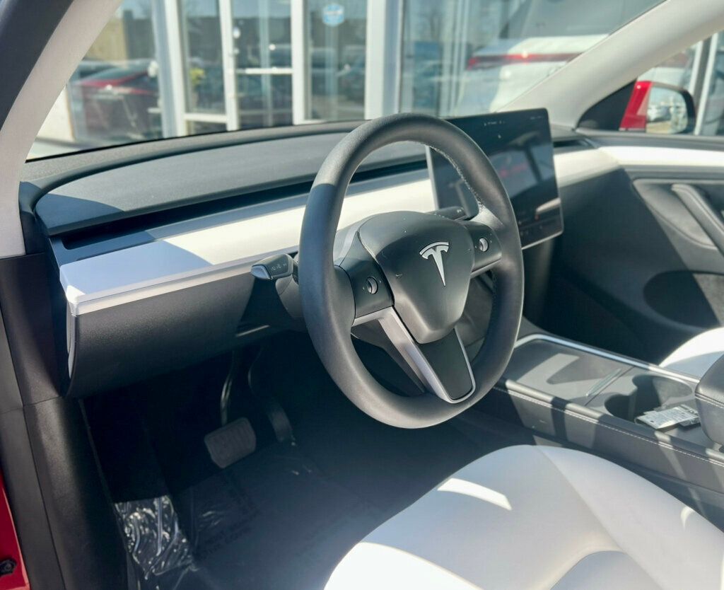 2024 Tesla Model Y Long Range AWD - 22998434 - 13