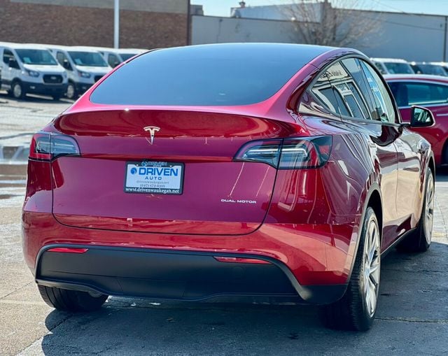 2024 Tesla Model Y Long Range AWD - 22998434 - 38