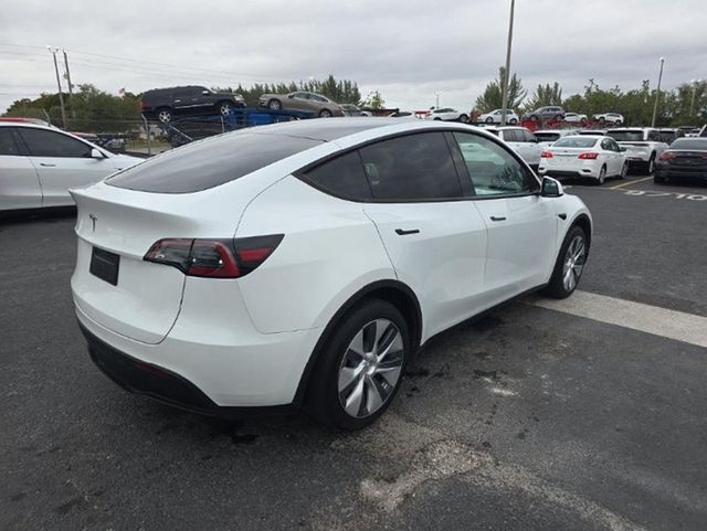 2024 Tesla Model Y Long Range AWD - 22973189 - 3