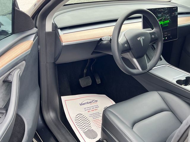 2024 Tesla Model Y Long Range AWD - 23050623 - 9