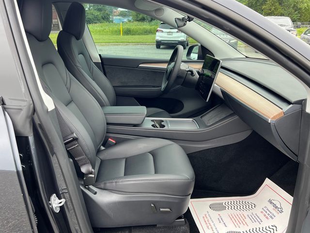 2024 Tesla Model Y Long Range AWD - 23050623 - 19