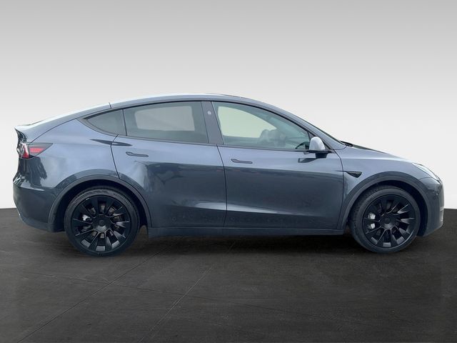 2024 Tesla Model Y Long Range AWD - 23050623 - 5
