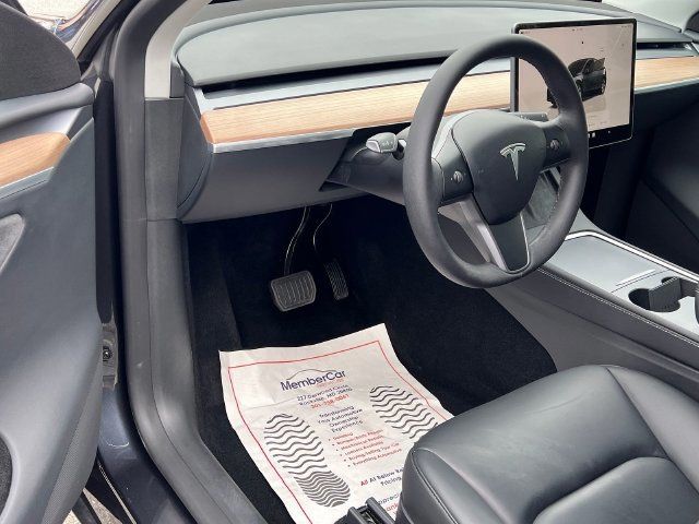 2024 Tesla Model Y Long Range AWD - 23086701 - 9