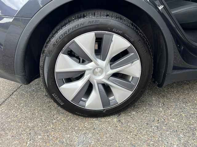 2024 Tesla Model Y Long Range AWD - 23086701 - 16