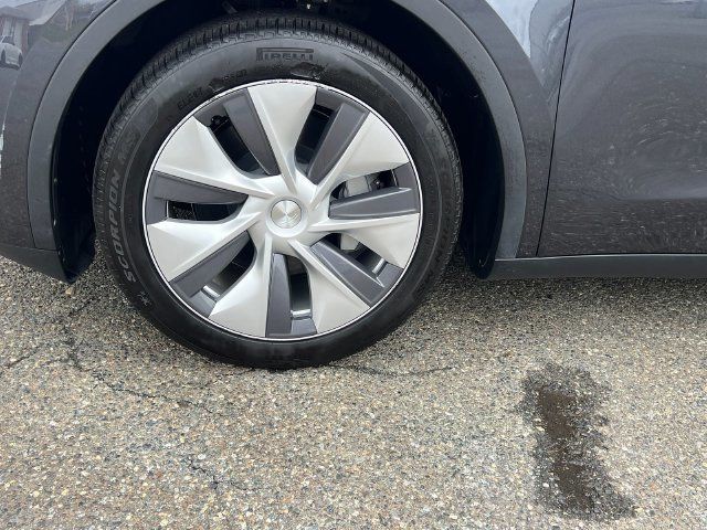 2024 Tesla Model Y Long Range AWD - 23086701 - 8