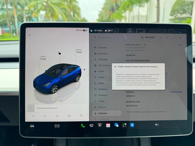 2024 Tesla Model Y Long Range AWD - 23041570 - 28