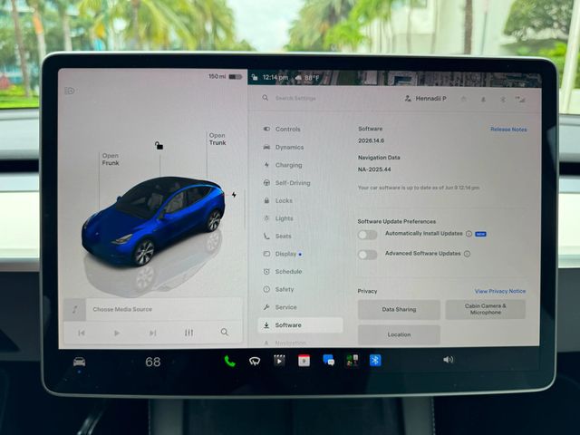 2024 Tesla Model Y Long Range AWD - 23041570 - 30