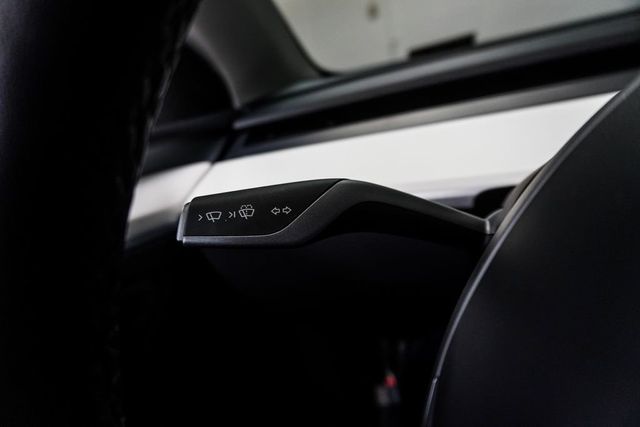 2024 Tesla Model Y Long Range AWD - 23024115 - 13