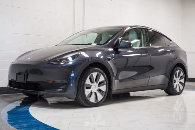2024 Tesla Model Y Long Range AWD - 23095638 - 3