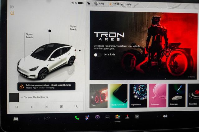 2024 Tesla Model Y Long Range AWD - 22969816 - 18