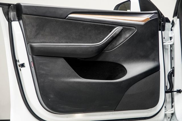 2024 Tesla Model Y Long Range AWD - 22969816 - 21