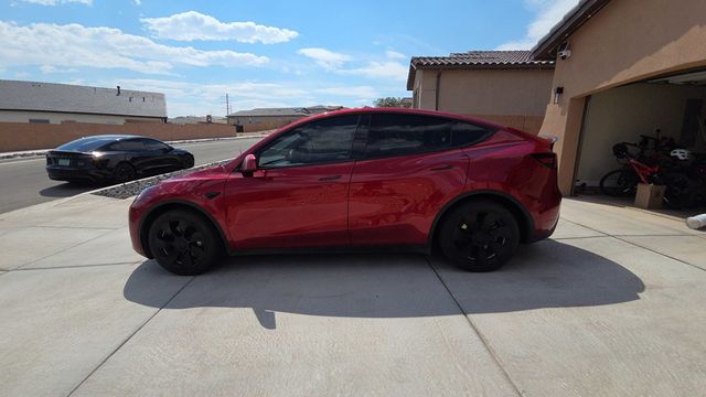 2024 Tesla Model Y Long Range AWD - 23052148 - 1