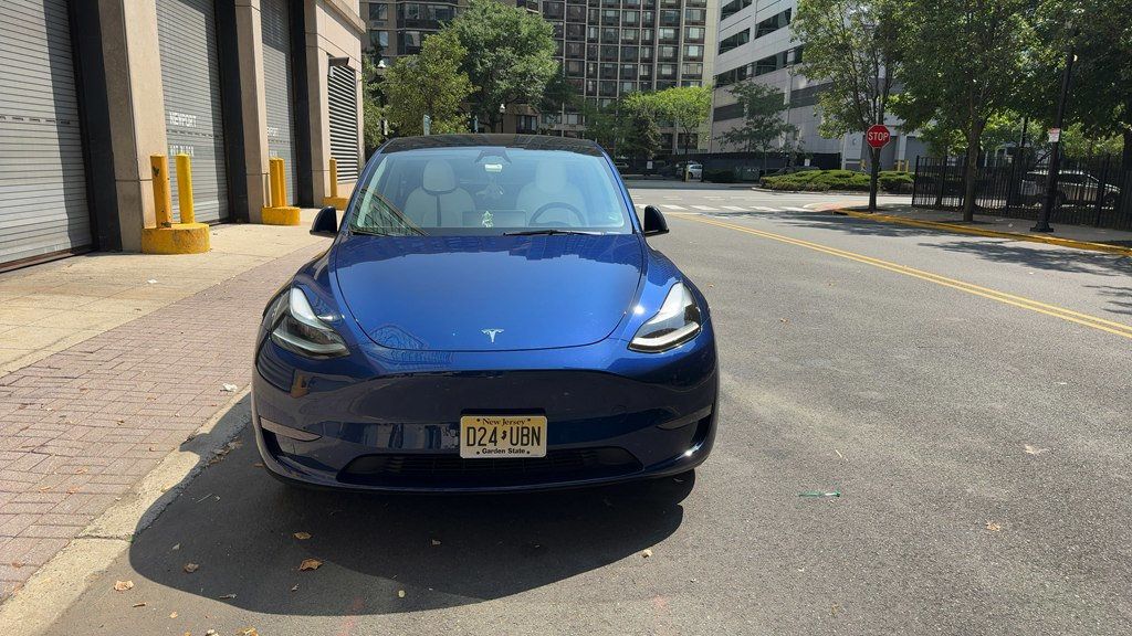 2024 Tesla Model Y Long Range AWD - 23065041 - 2