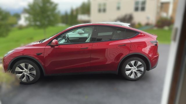 2024 Tesla Model Y Long Range AWD - 23090060 - 1