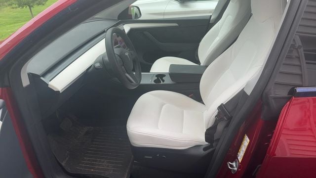 2024 Tesla Model Y Long Range AWD - 23090060 - 8
