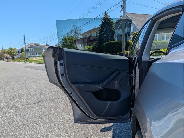 2024 Tesla Model Y Long Range AWD - 23008012 - 10