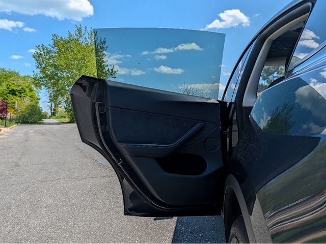 2024 Tesla Model Y Long Range AWD - 23023421 - 10
