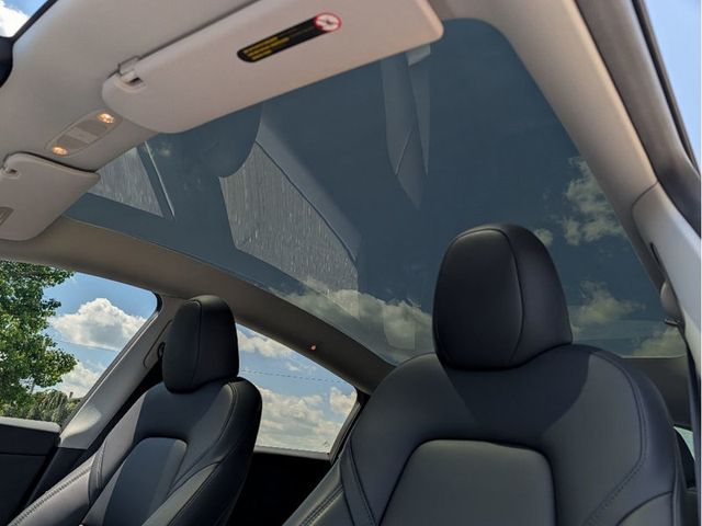 2024 Tesla Model Y Long Range AWD - 23023421 - 16