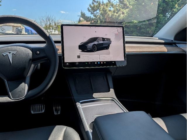 2024 Tesla Model Y Long Range AWD - 23023421 - 19