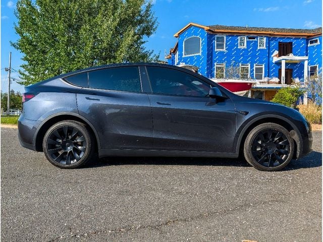 2024 Tesla Model Y Long Range AWD - 23023421 - 3