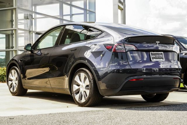 2024 Tesla Model Y Long Range AWD - 23055382 - 9