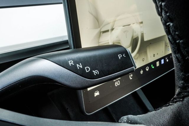 2024 Tesla Model Y Long Range AWD - 23055382 - 27