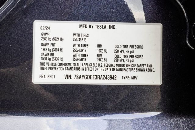 2024 Tesla Model Y Long Range AWD - 23055382 - 36