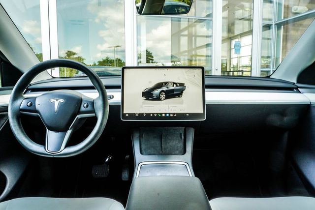 2024 Tesla Model Y Long Range AWD - 23055382 - 4