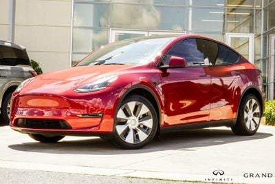2024 Tesla Model Y - 7SAYGDEE0RF992989