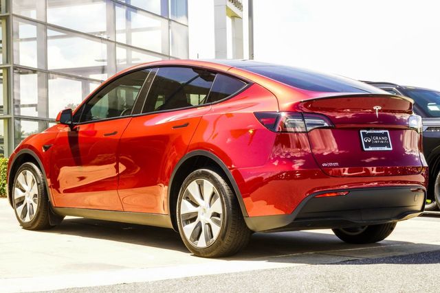 2024 Tesla Model Y Long Range AWD - 23059753 - 9