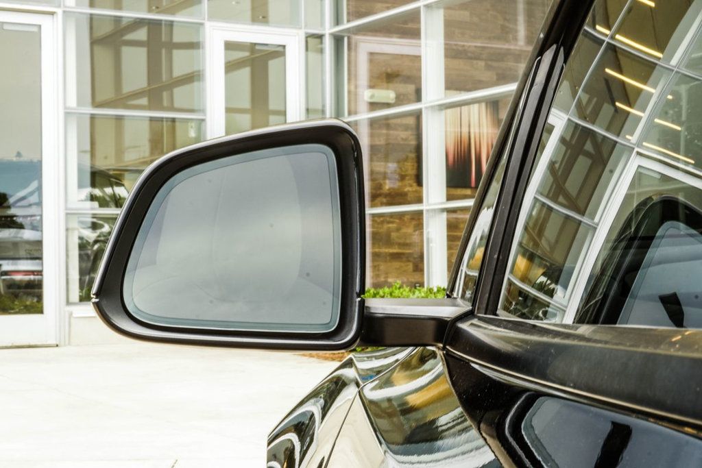 Tesla Model Y photo 14