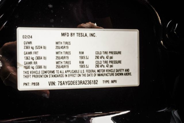 2024 Tesla Model Y Long Range AWD - 23060367 - 34