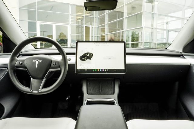 2024 Tesla Model Y Long Range AWD - 23060367 - 4
