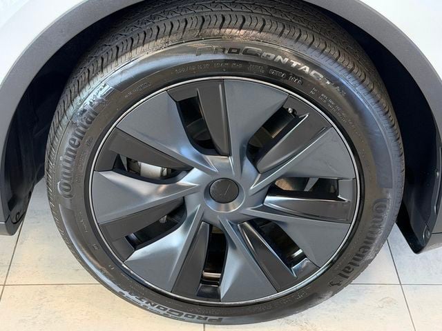 2024 Tesla Model Y Long Range AWD - 23071383 - 36