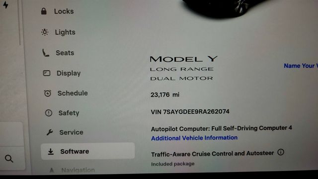 2024 Tesla Model Y Long Range AWD - 23041967 - 13