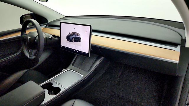 2024 Tesla Model Y Long Range AWD - 23041967 - 25