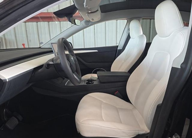 2024 Tesla Model Y Long Range AWD - 23095525 - 4