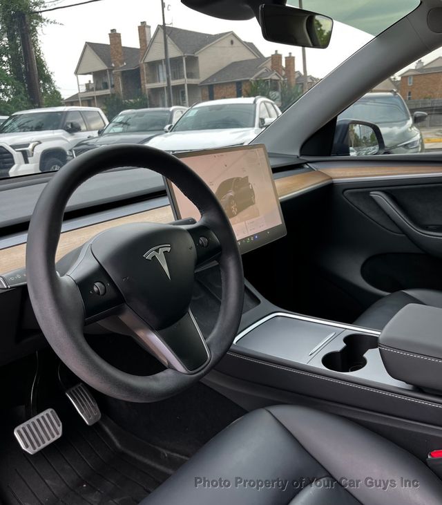 2024 Tesla Model Y Long Range AWD - 23075253 - 17