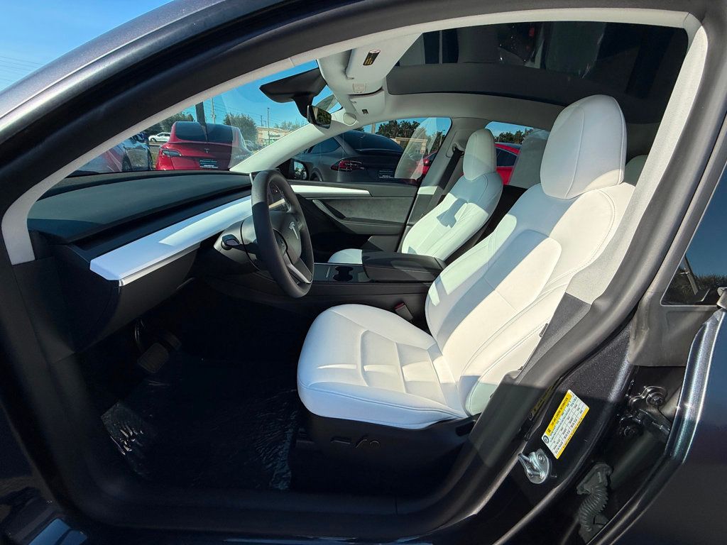 2024 Tesla Model Y Long Range AWD - 22945053 - 9