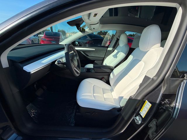 2024 Tesla Model Y Long Range AWD - 22945053 - 9