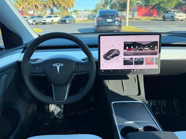 2024 Tesla Model Y Long Range AWD - 22945053 - 20