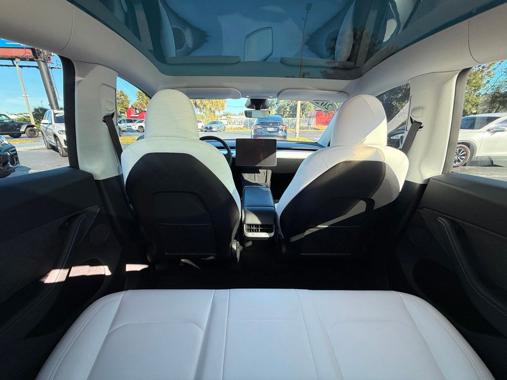 2024 Tesla Model Y Long Range AWD - 22945053 - 26