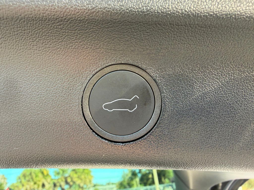 2024 Tesla Model Y Long Range AWD - 22945053 - 27