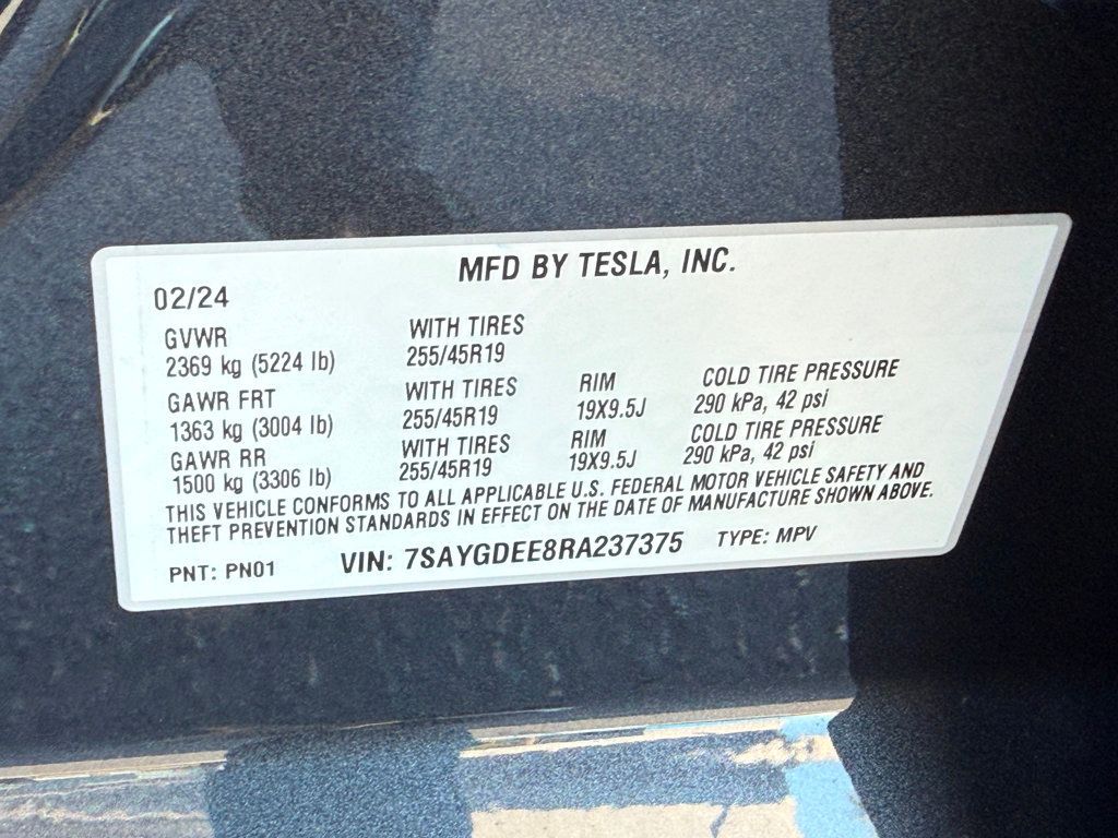 2024 Tesla Model Y Long Range AWD - 22945053 - 40