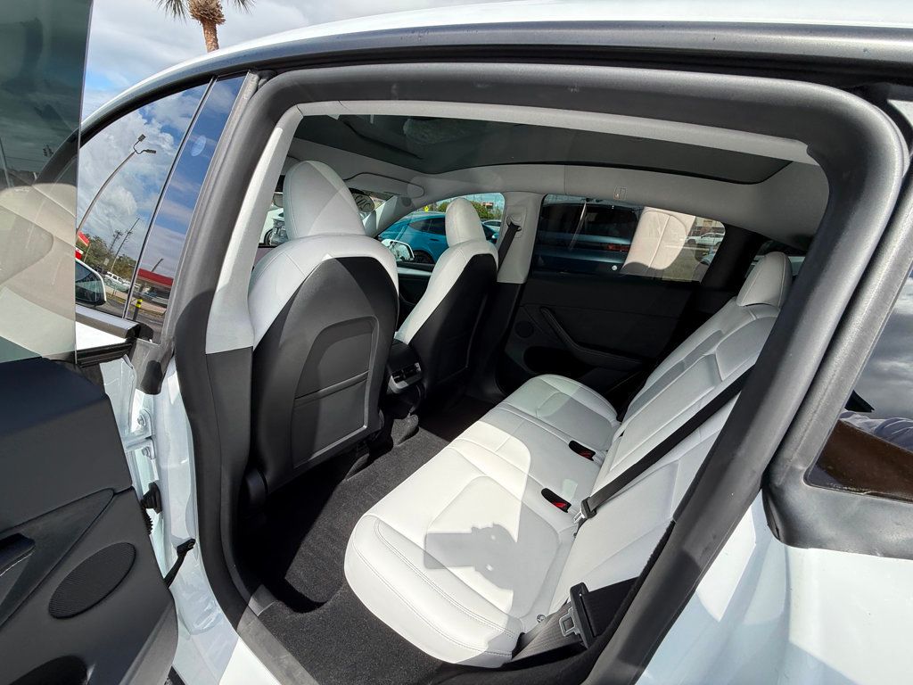 2024 Tesla Model Y Long Range AWD - 22996504 - 20