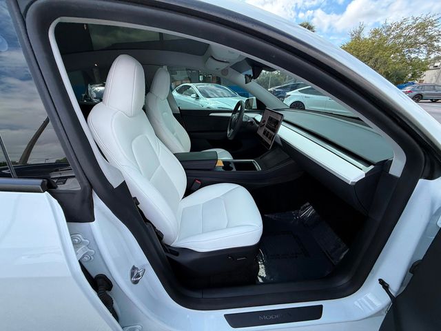 2024 Tesla Model Y Long Range AWD - 22996504 - 29